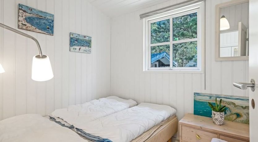 Photo of "Hellena" - 700m from the sea