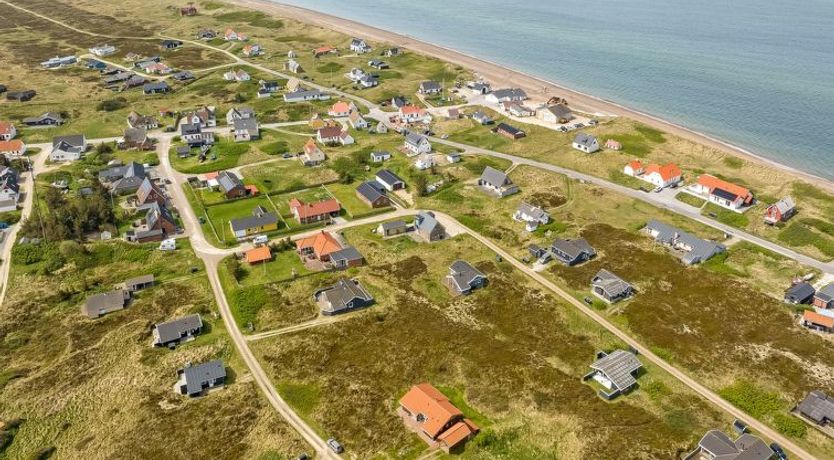 Photo of "Hughe" - 200m from the sea