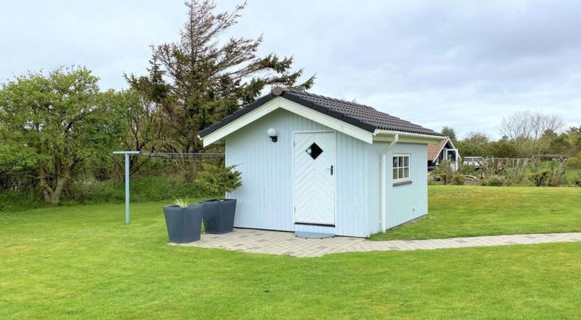 Photo of "Svenn" - 400m from the sea