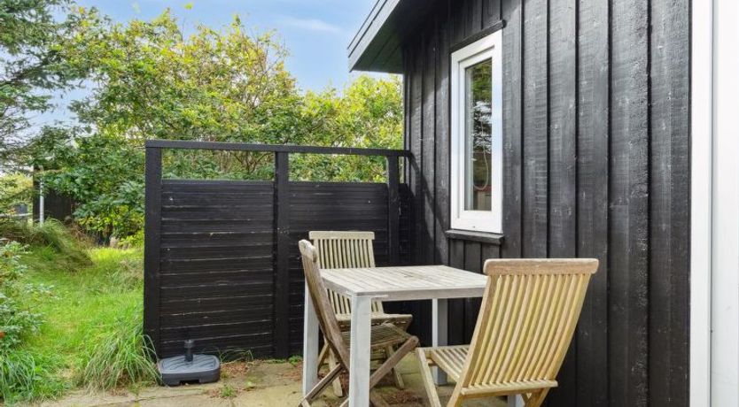 Photo of "Isabel" - 500m from the sea