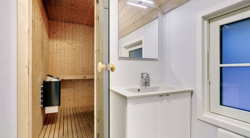 Photo of "Verna" - 800m from the sea