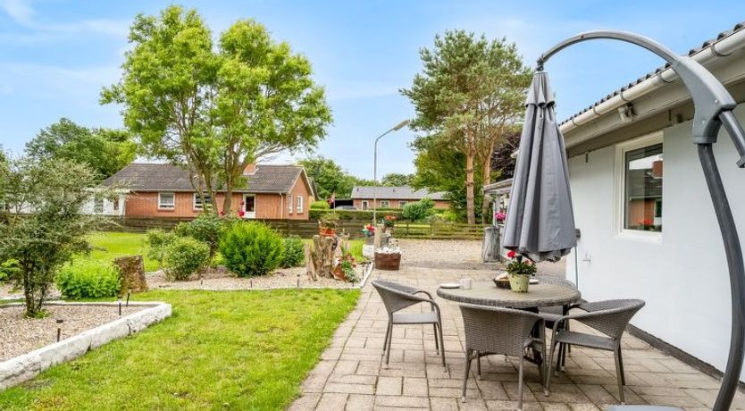 Photo of "Elara" - 300m from the sea