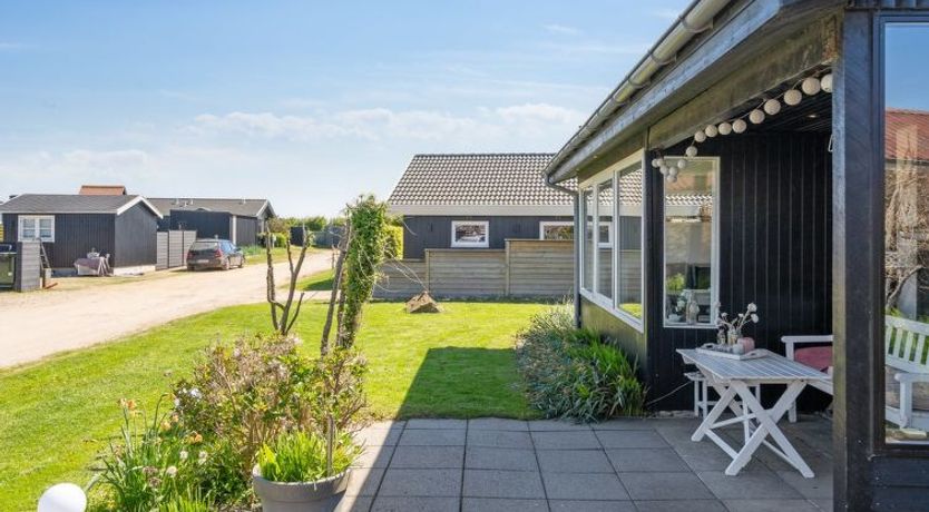 Photo of "Elisabeta" - 60m from the sea