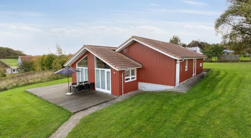 Photo of "Pascal" - 600m from the sea