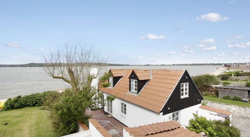 Photo of "Pauliina" - 10m to the fjord