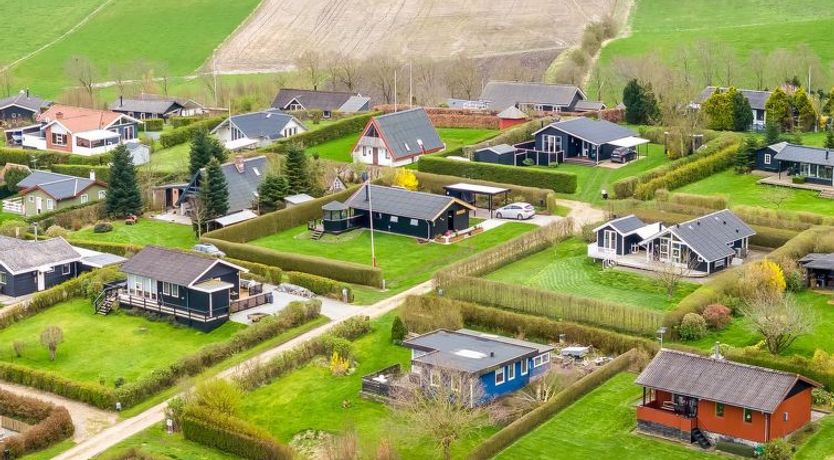 Photo of "Ofrath" - 350m to the fjord