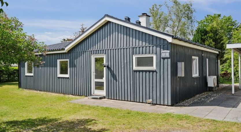 Photo of "Mani" - 1.1km from the sea