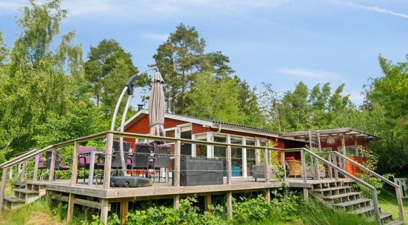 Photo of "Lovisa" - 7km from the sea