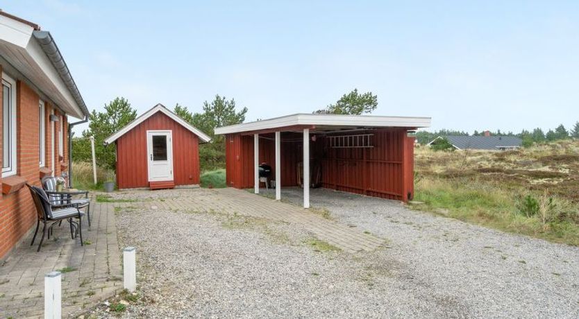 Photo of "Lisemarie" - 800m from the sea