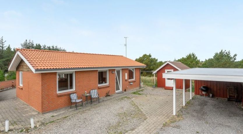 Photo of "Lisemarie" - 800m from the sea