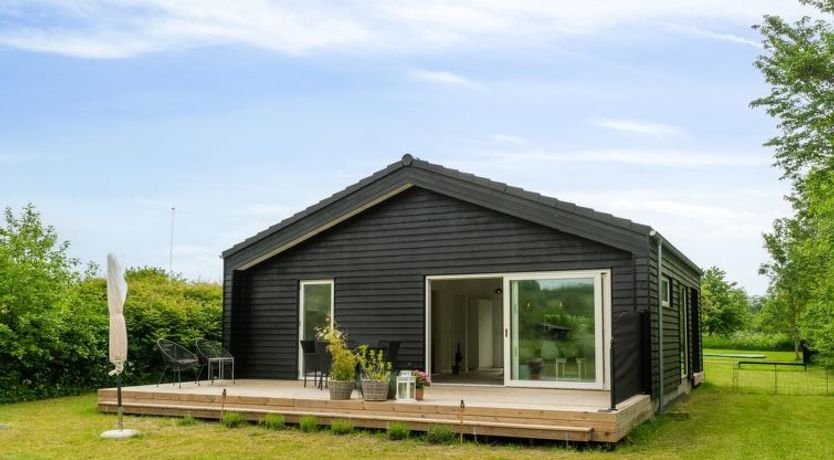 Photo of "Sys" - 150m from the sea