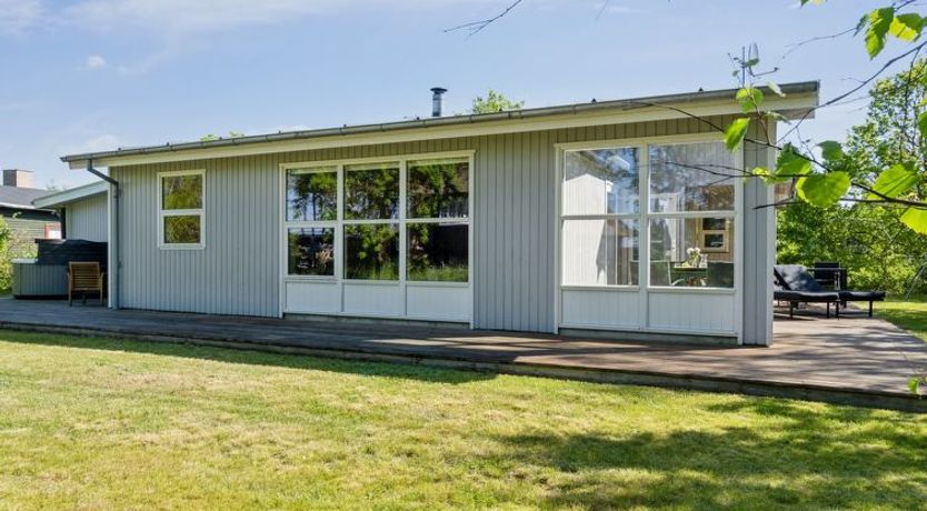 Photo of "Myriam" - 50m from the sea