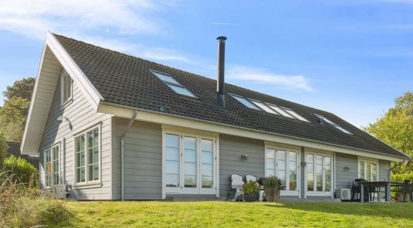 Photo of "Marrit" - 500m from the sea