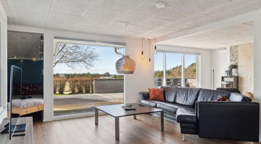 Photo of "Neele" - 800m from the sea