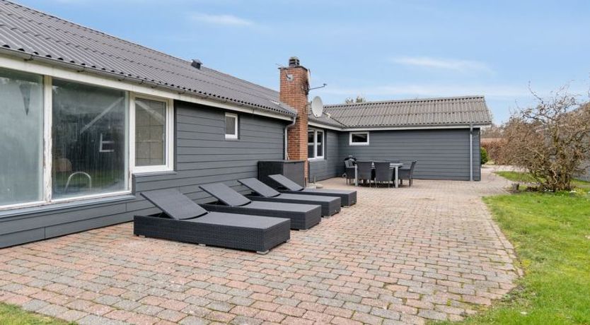 Photo of "Fidelia" - 400m from the sea