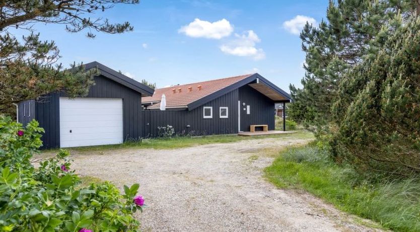 Photo of "Antto" - 900m from the sea