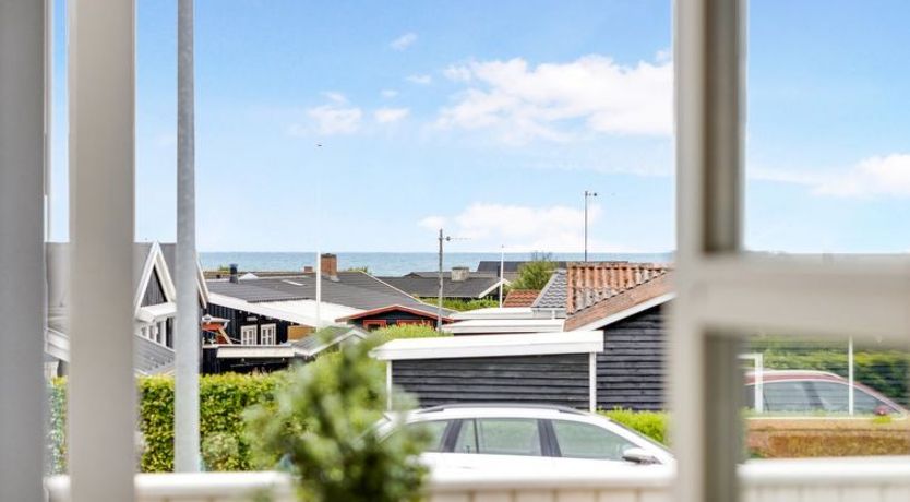 Photo of "Yvette" - 150m from the sea