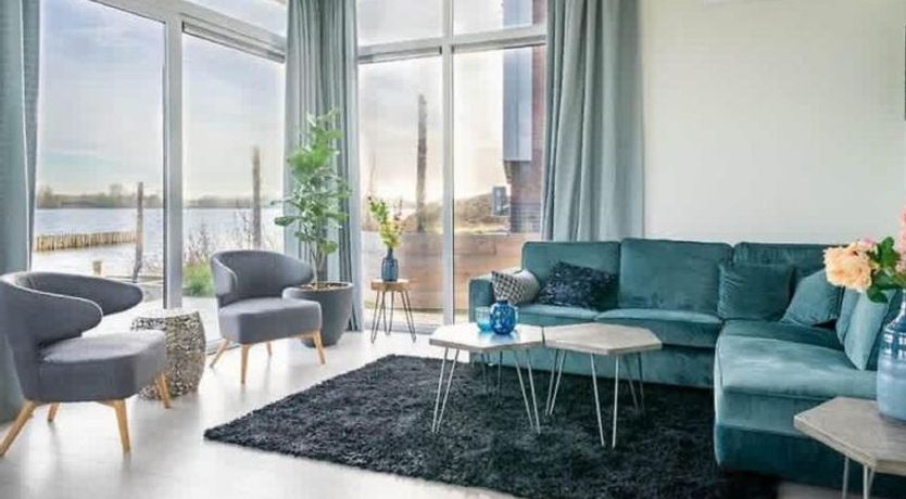 Photo of Pavilion Waterfront 8