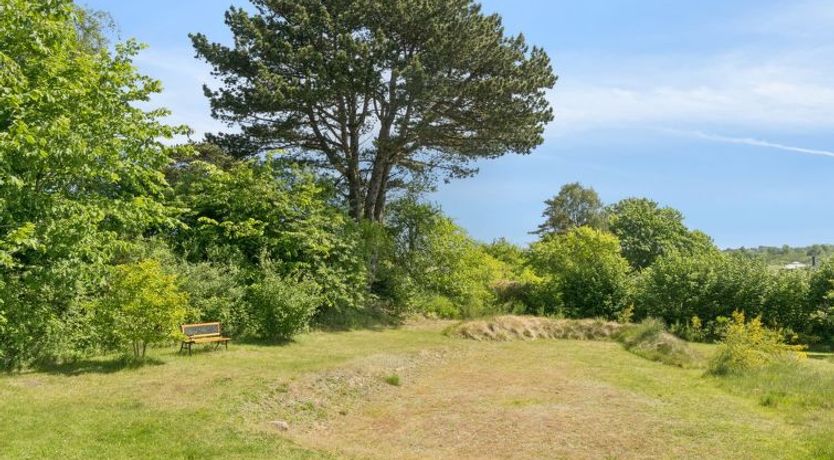 Photo of "Sheemen" - 900m from the sea