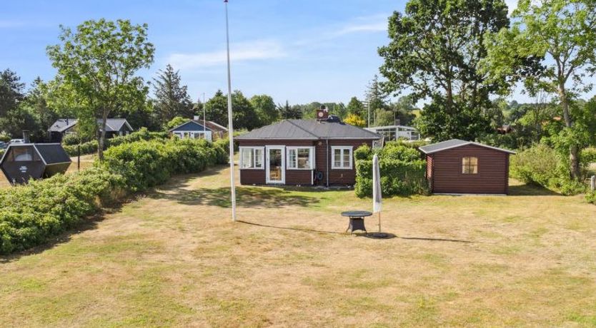 Photo of "Mirkka" - 50m from the sea