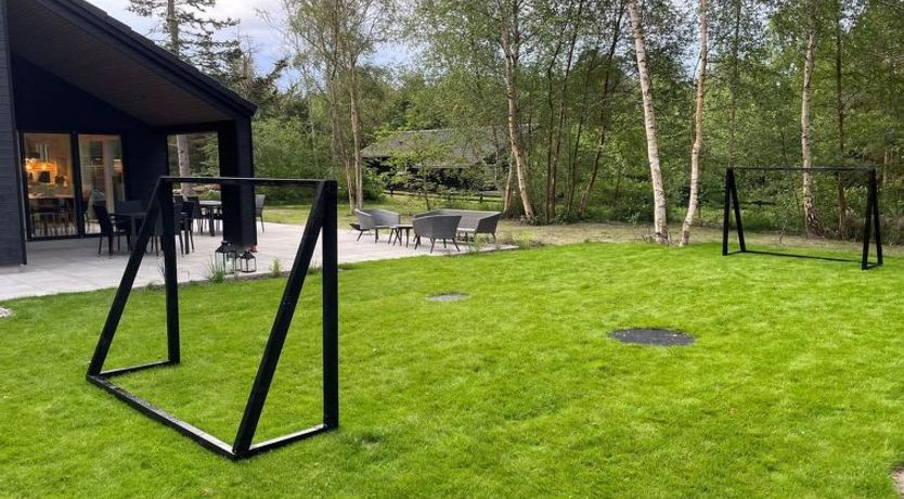 Photo of "Laina" - 250m from the sea