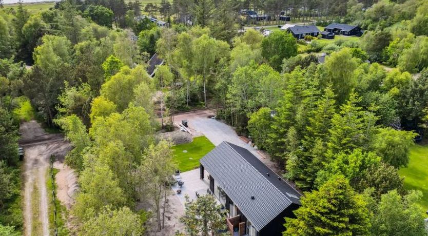 Photo of "Laina" - 250m from the sea