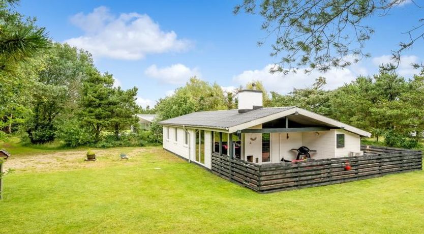 Photo of "Pia" - 250m to the fjord