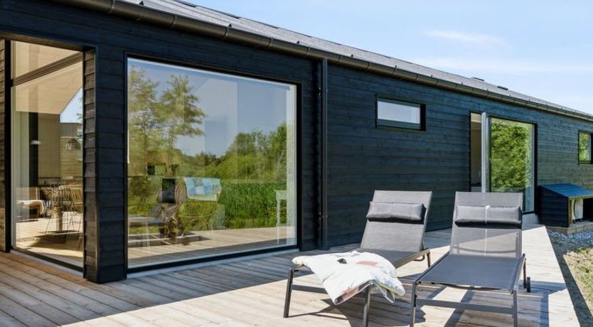 Photo of "Lonneke" - 450m from the sea