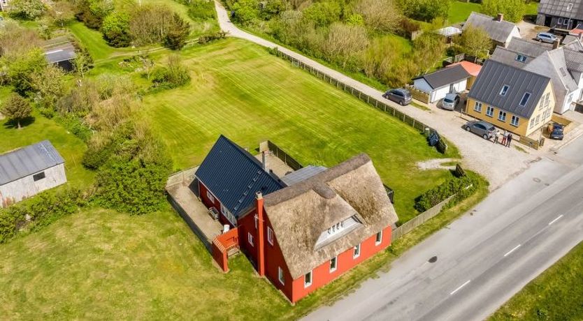 Photo of "Edvardsine" - 20m to the fjord