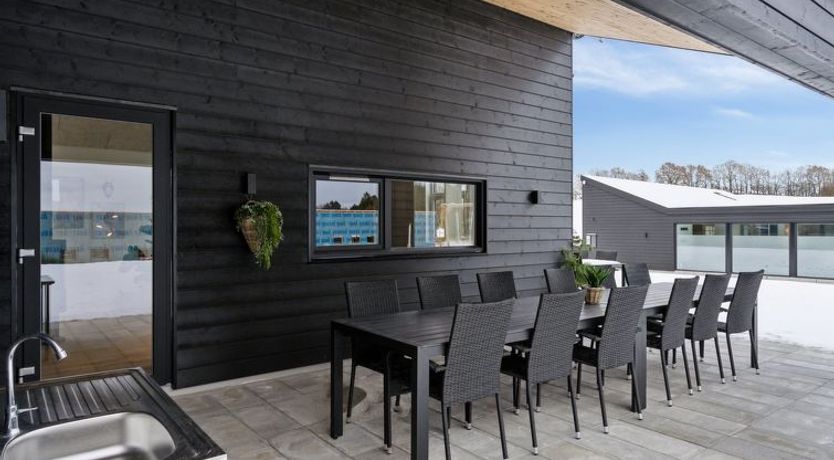 Photo of "Lanessa" - 800m from the sea