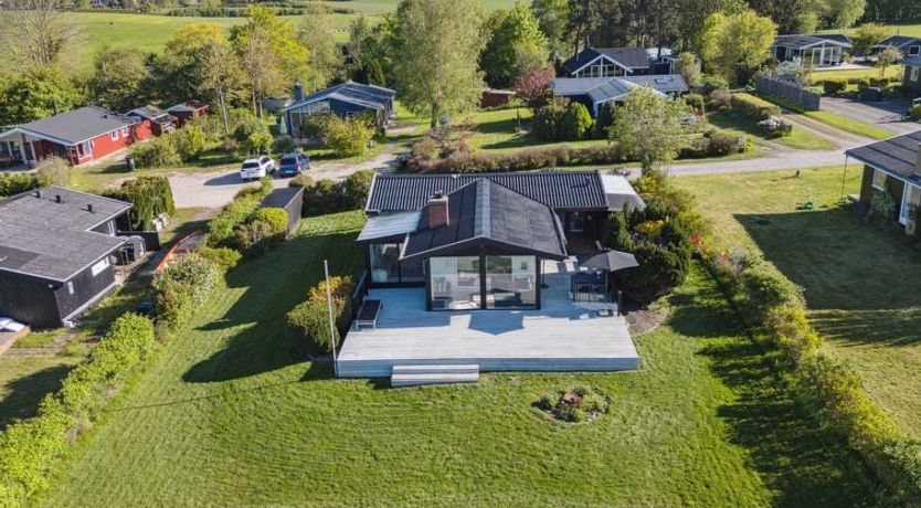 Photo of "Manfred" - 250m from the sea