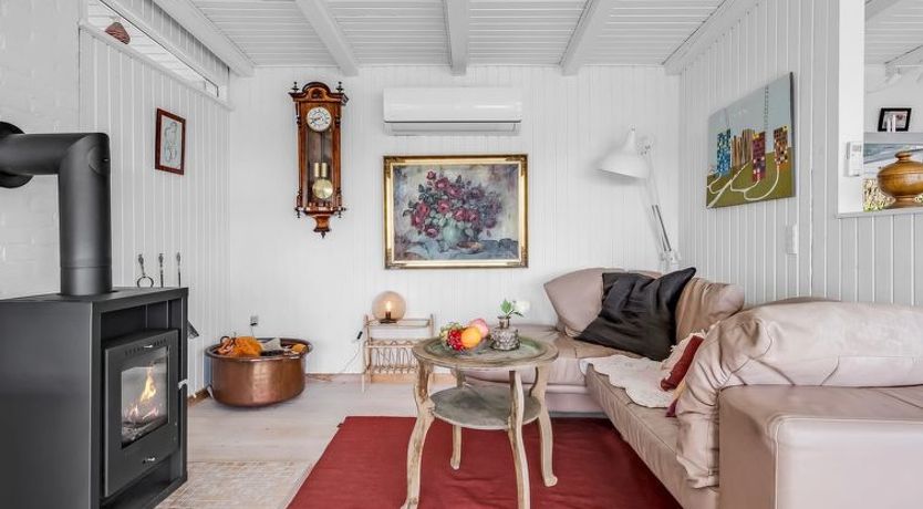 Photo of "Sylvia" - 450m from the sea