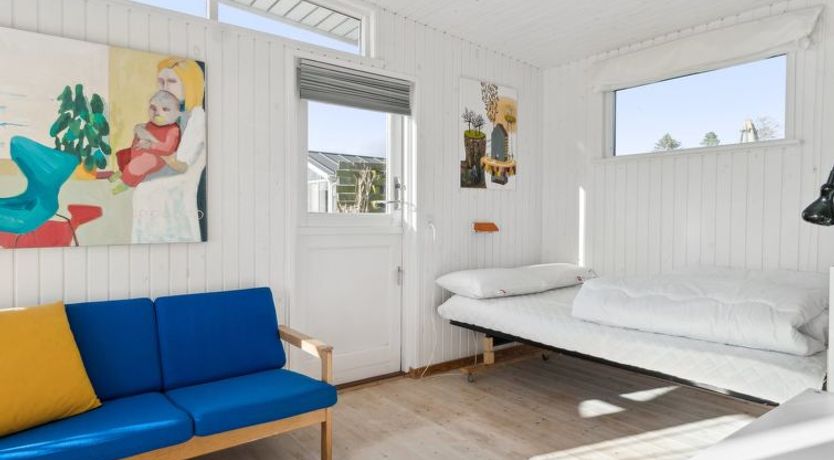 Photo of "Sylvia" - 450m from the sea