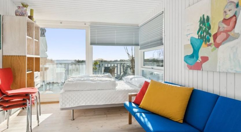 Photo of "Sylvia" - 450m from the sea