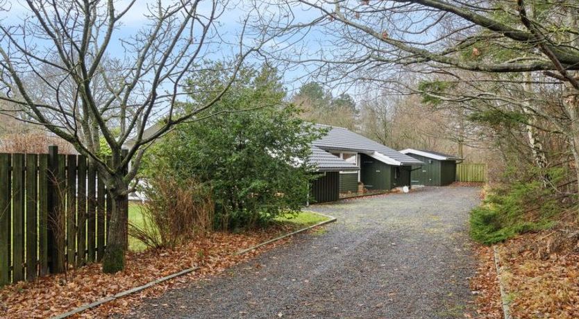 Photo of "Ananda" - 900m from the sea