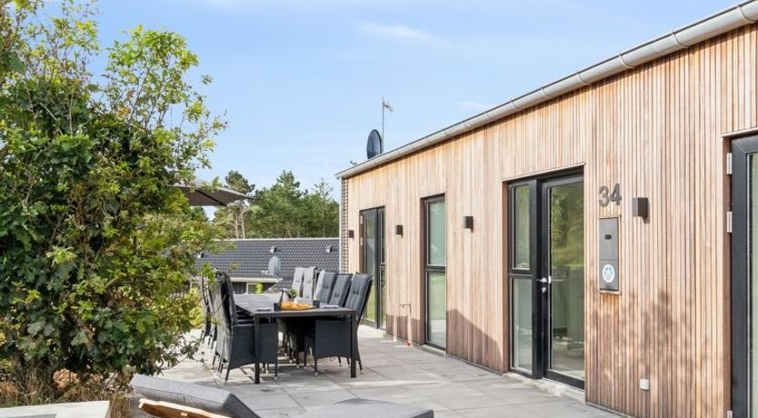 Photo of "Ann" - 1.3km from the sea