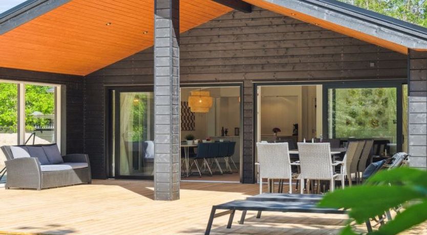 Photo of "Nicolas" - 500m from the sea