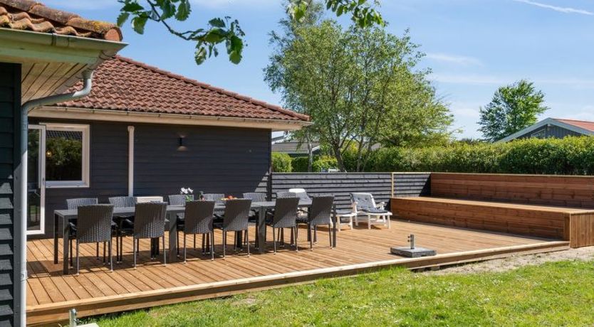 Photo of "Eunice" - 850m from the sea