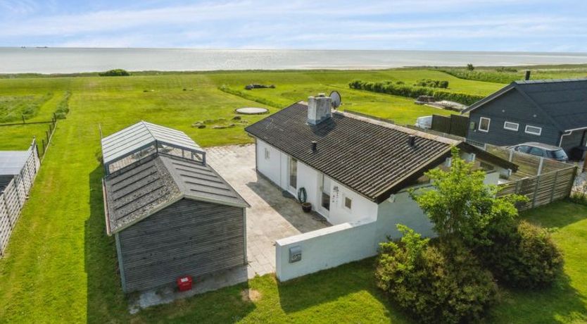 Photo of "Gundborg" - 100m from the sea
