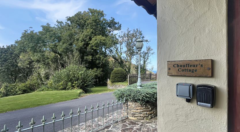 Photo of Chauffeur's Cottage, Martinhoe