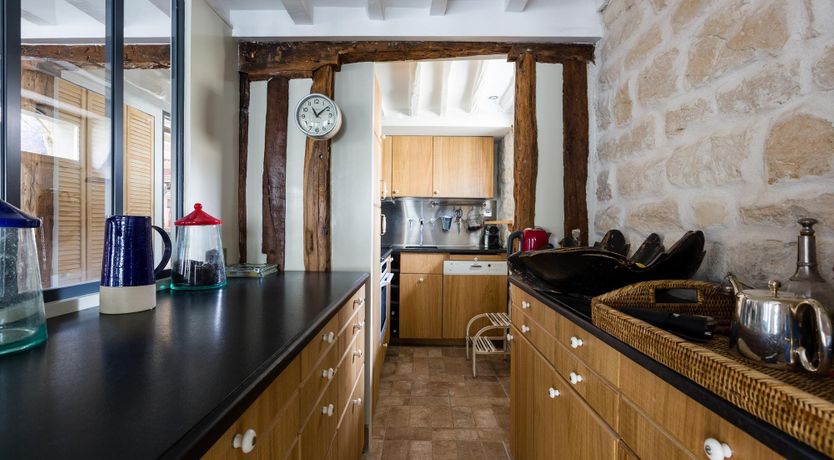 Photo of Parisian Loveliness