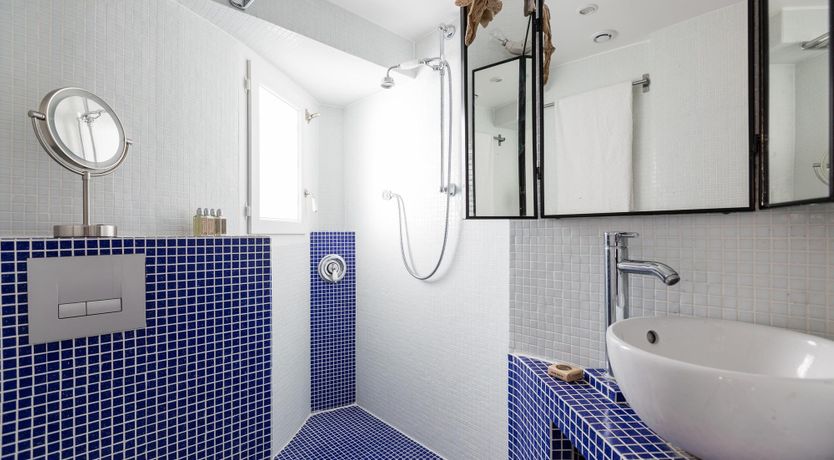 Photo of Parisian Loveliness