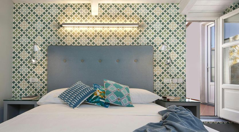 Photo of Sorrento Gem