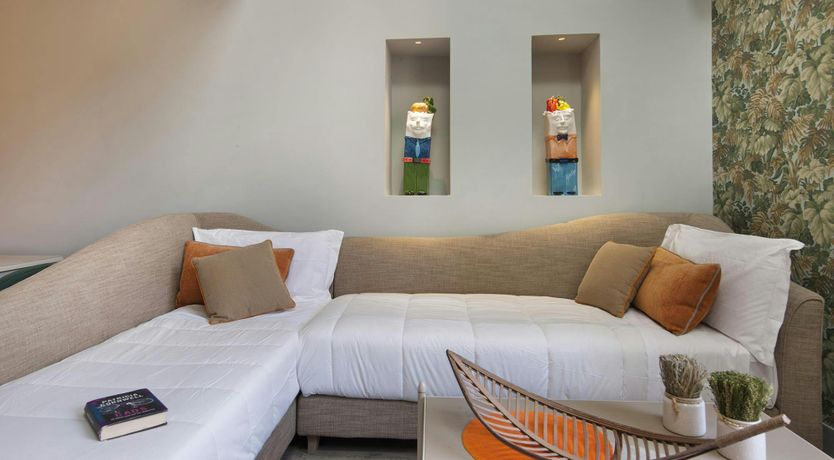 Photo of Sorrento Gem