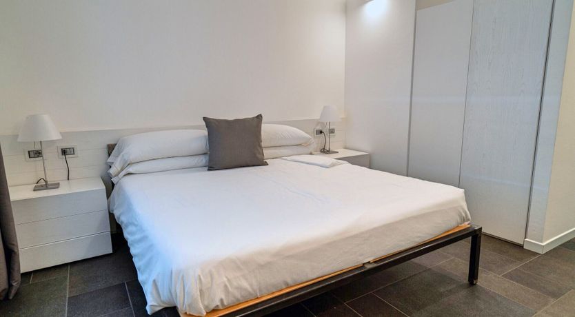 Photo of Como's Best