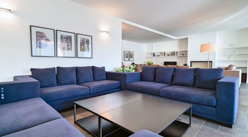 Photo of Como's Best