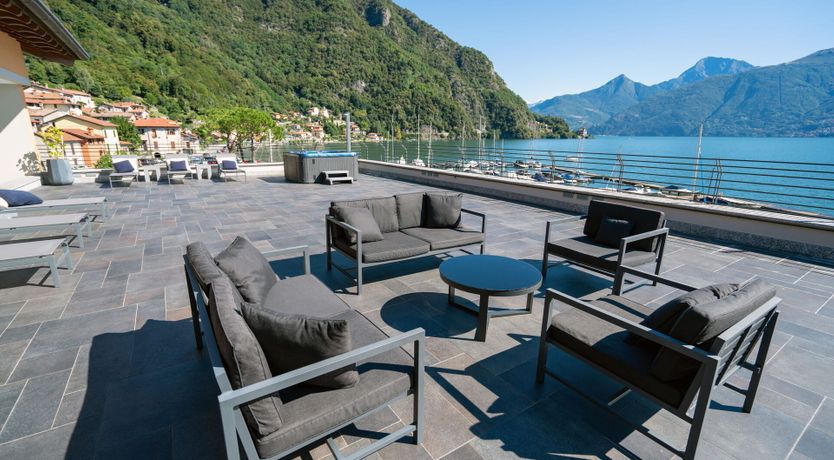 Photo of Como's Best