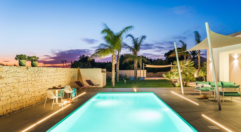 Photo of The Mariachi