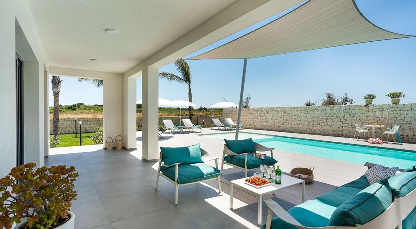 Photo of The Mariachi