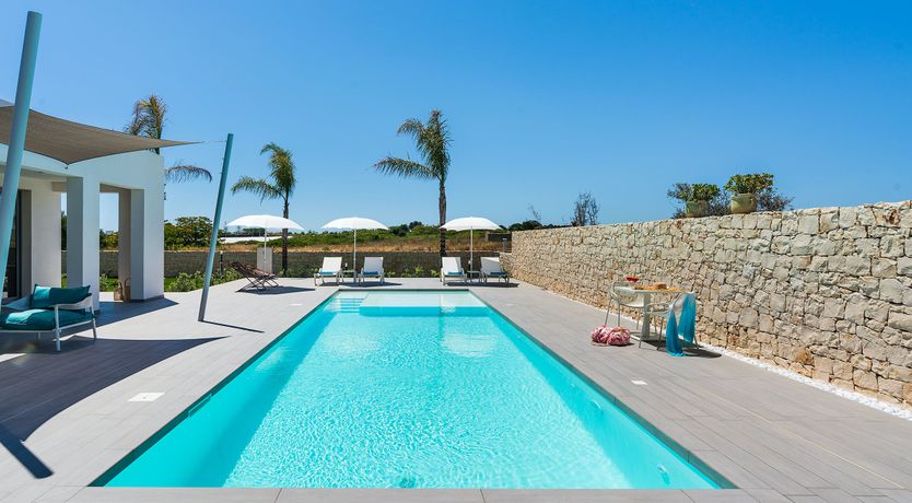 Photo of The Mariachi